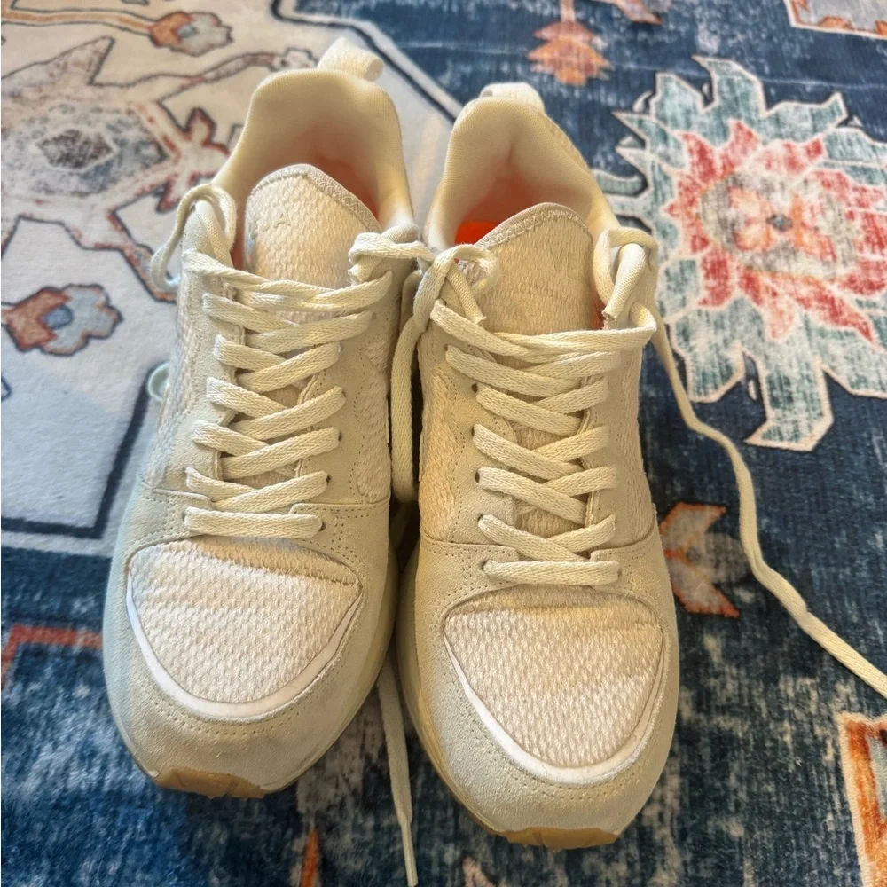 Veja Women's VENTURI II HEXAMESH GRAVEL WHITE - Picture 3 of 6